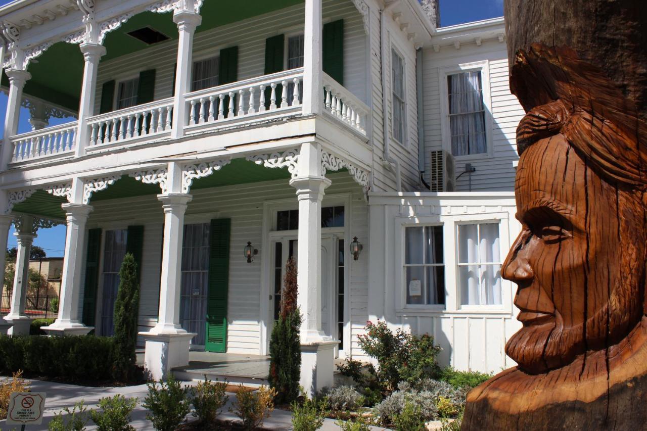 The George Manor Bed & Breakfast กาลเวสตัน ภายนอก รูปภาพ