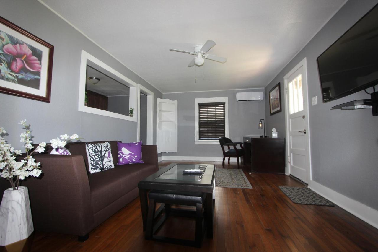 The George Manor Bed & Breakfast กาลเวสตัน ภายนอก รูปภาพ