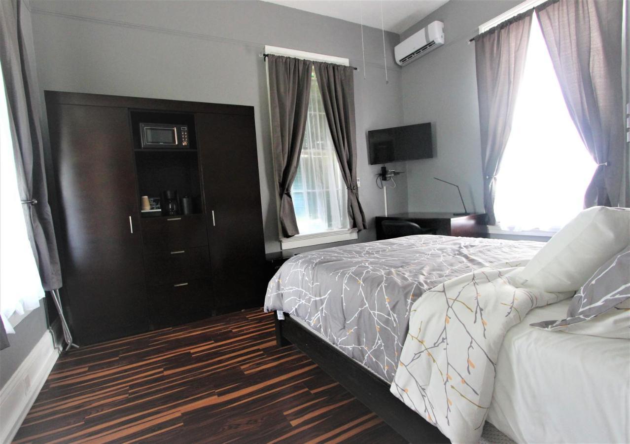 The George Manor Bed & Breakfast กาลเวสตัน ภายนอก รูปภาพ